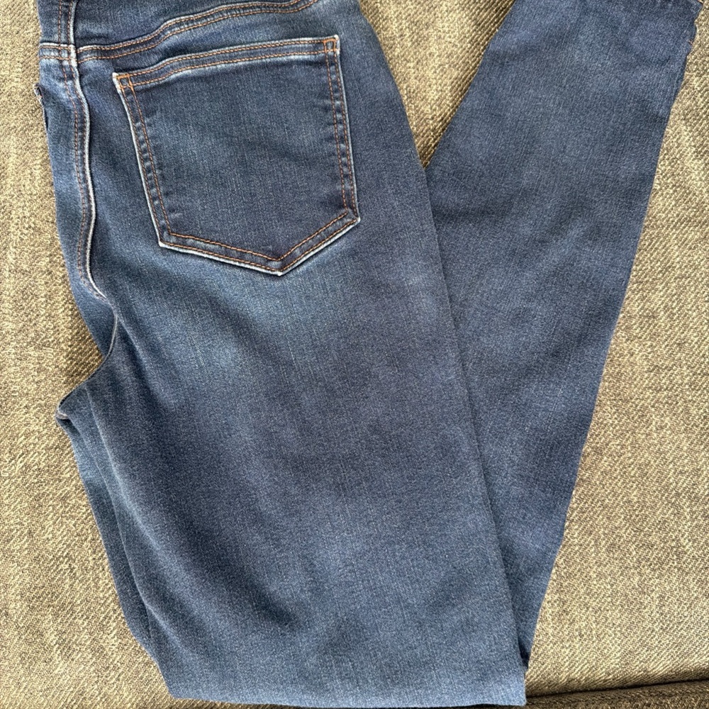 Ann Taylor High Rise Skinny Jeans Dark Wash Women's Size 2 W26” X L27” - Picture 4 of 6